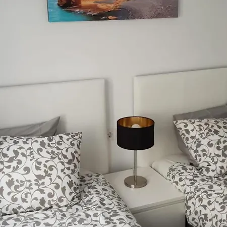 Vakantiehuis Luxury Sea Front *